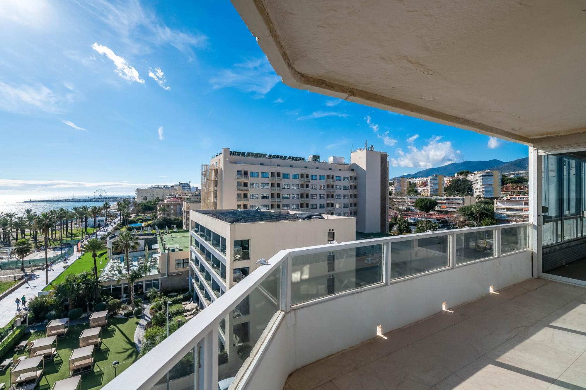 Ferienwohnung Lxr La Carihuela Sea Views 3Hab Torremolinos Exterior foto